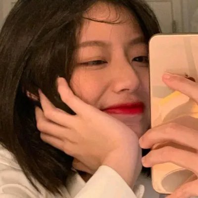 女孩舞步